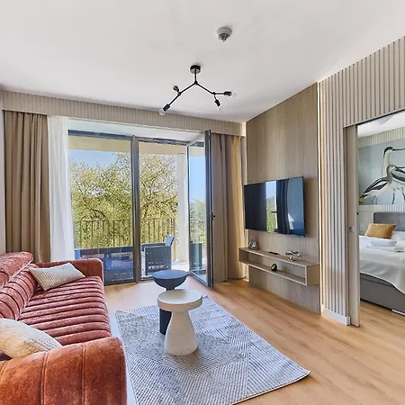 - Baltic Loft Апартаменты *